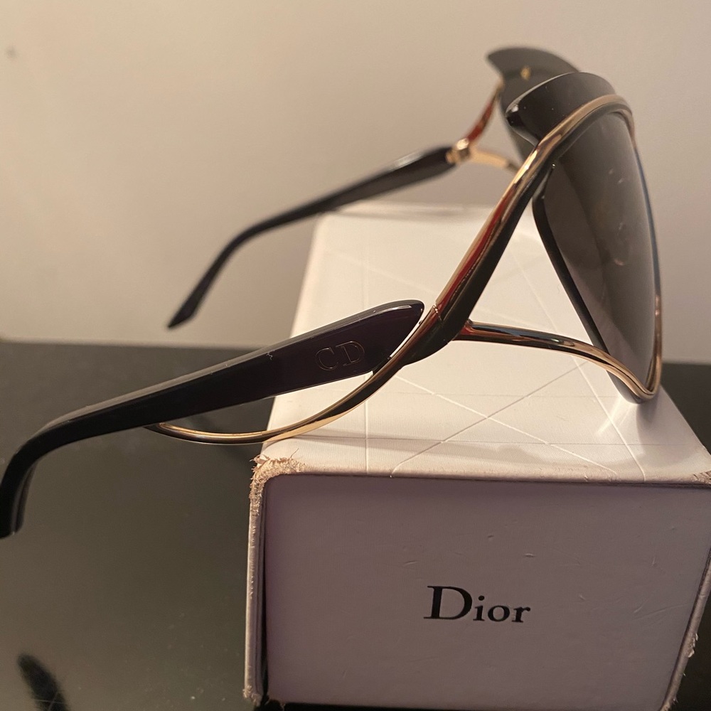 Authentic Christian Dior Sunglasses - Picture 4 of 6